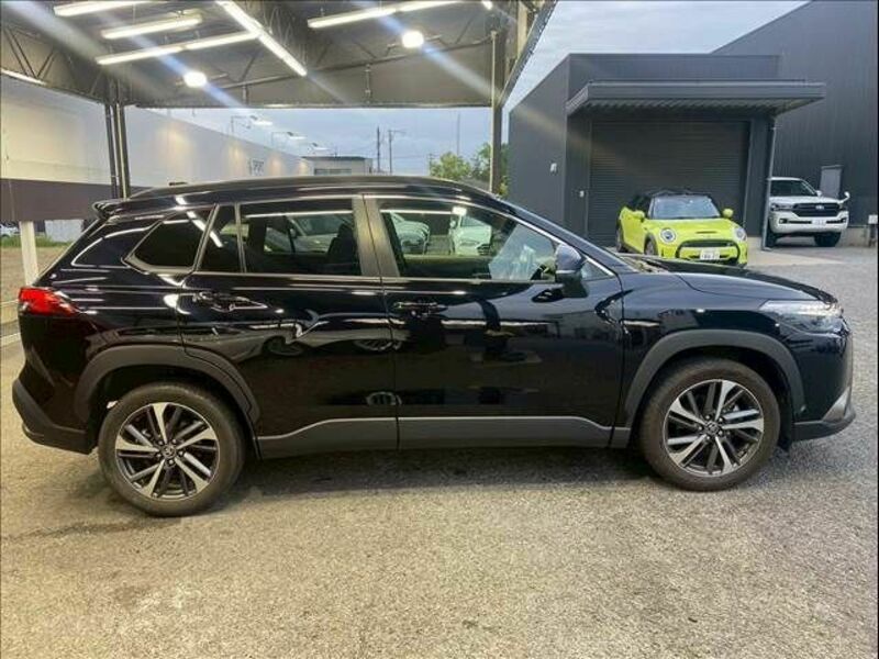 COROLLA CROSS