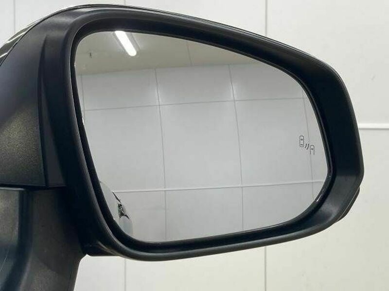 COROLLA CROSS