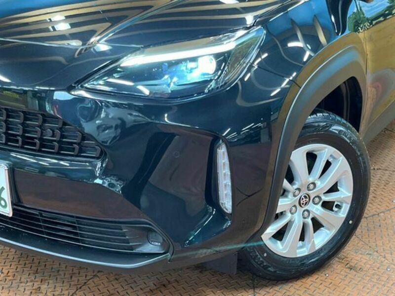 YARIS CROSS