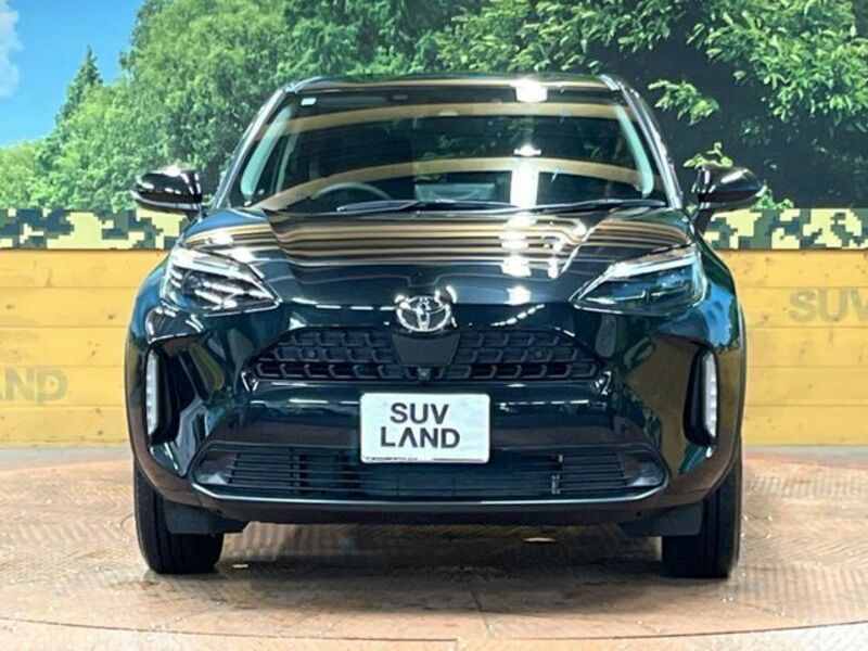 YARIS CROSS