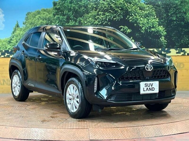 YARIS CROSS