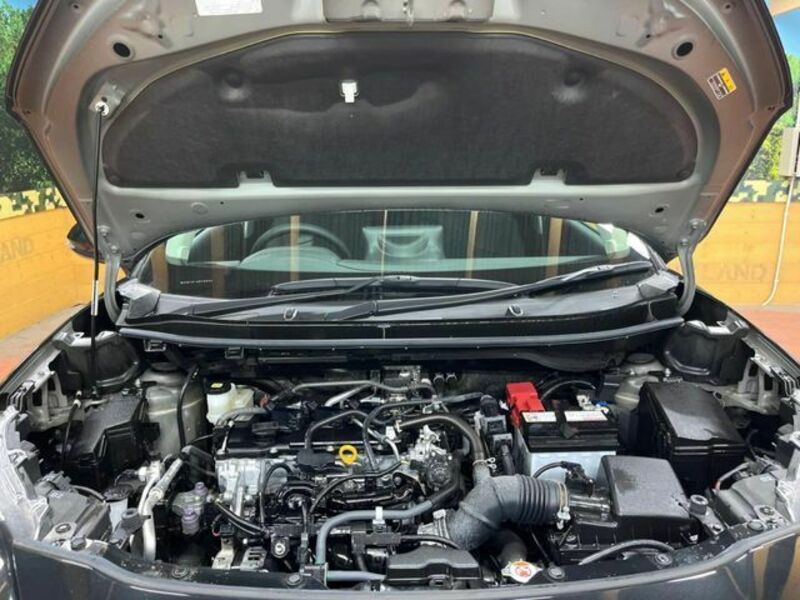 YARIS CROSS
