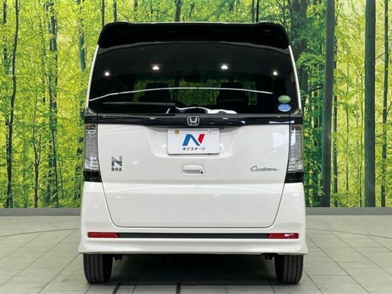 N BOX CUSTOM
