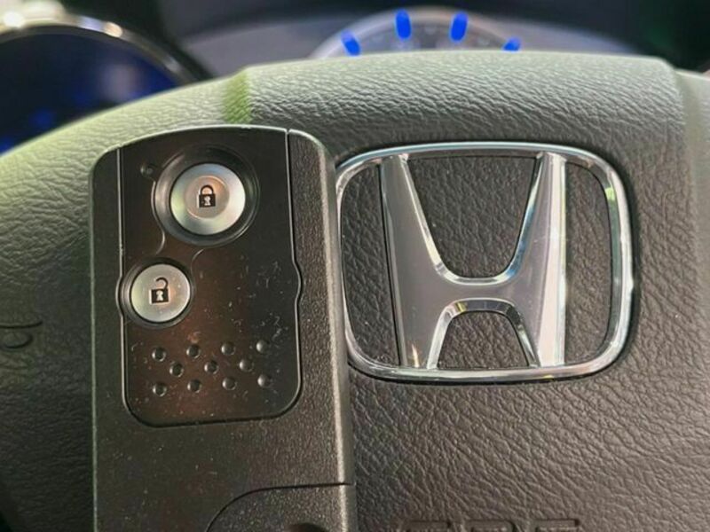 FIT HYBRID-6