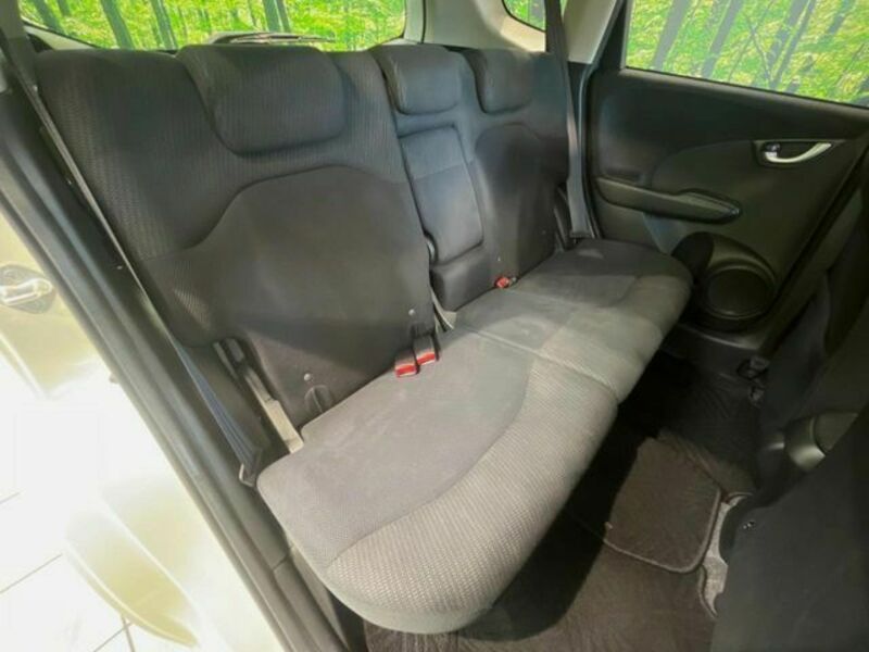 FIT HYBRID-8