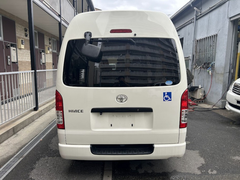 HIACE VAN