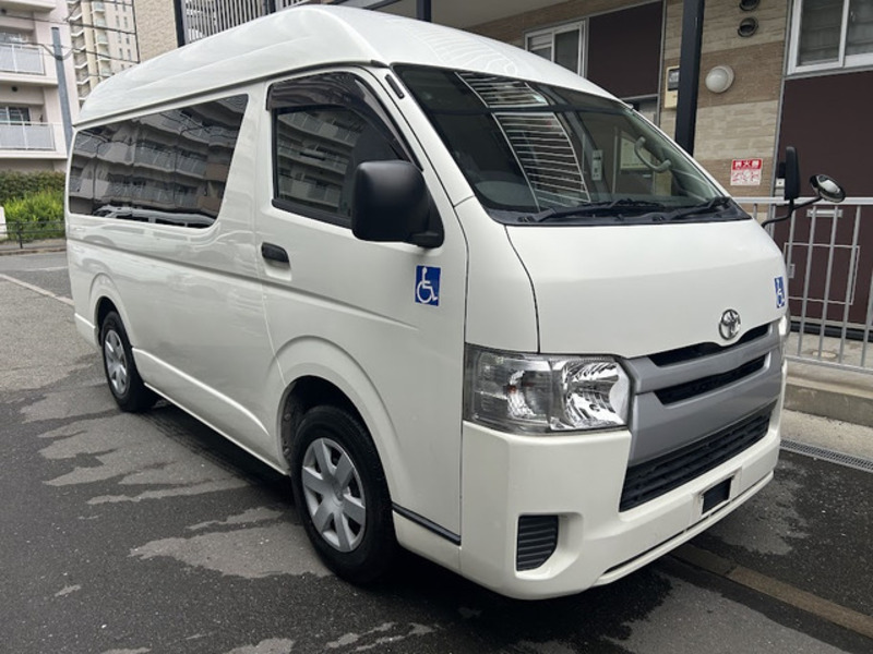 HIACE VAN