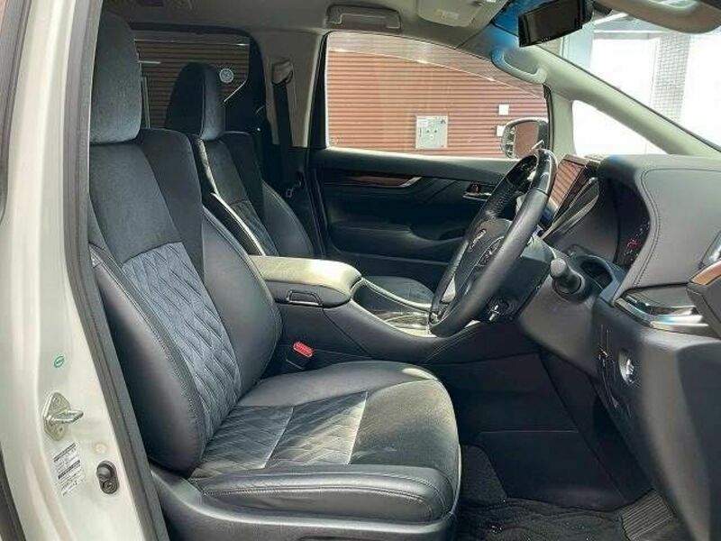ALPHARD-8