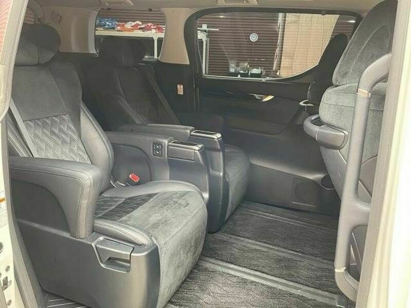 ALPHARD-9