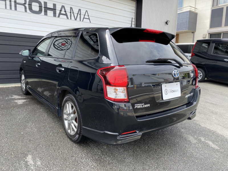 COROLLA FIELDER