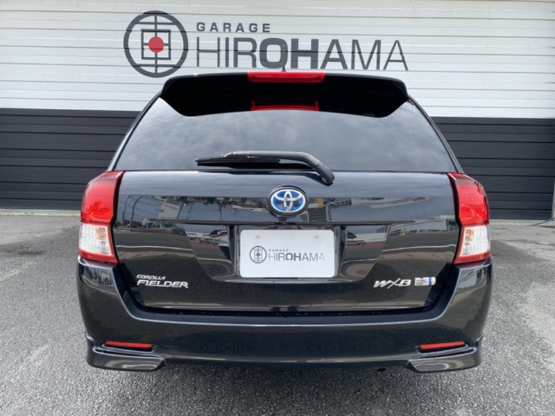 COROLLA FIELDER