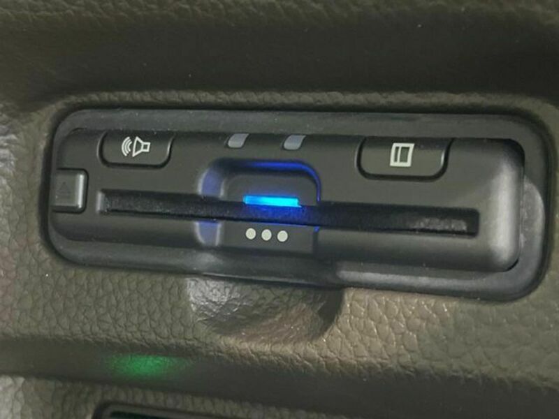 N BOX