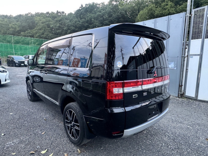 DELICA D5