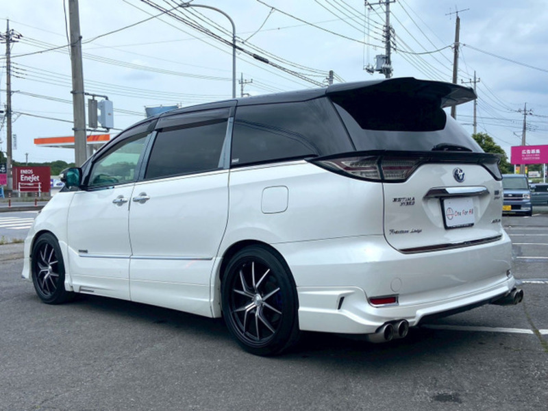 ESTIMA HYBRID