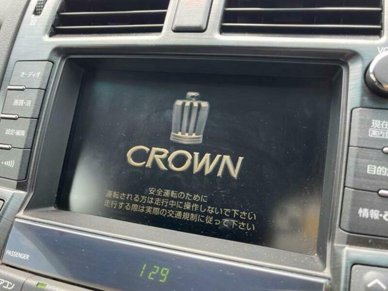 CROWN