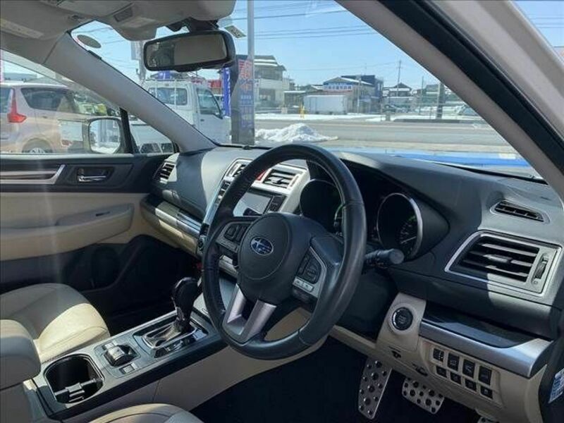 LEGACY OUTBACK-8