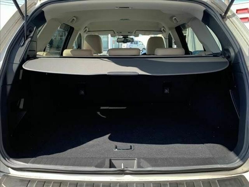 LEGACY OUTBACK-15