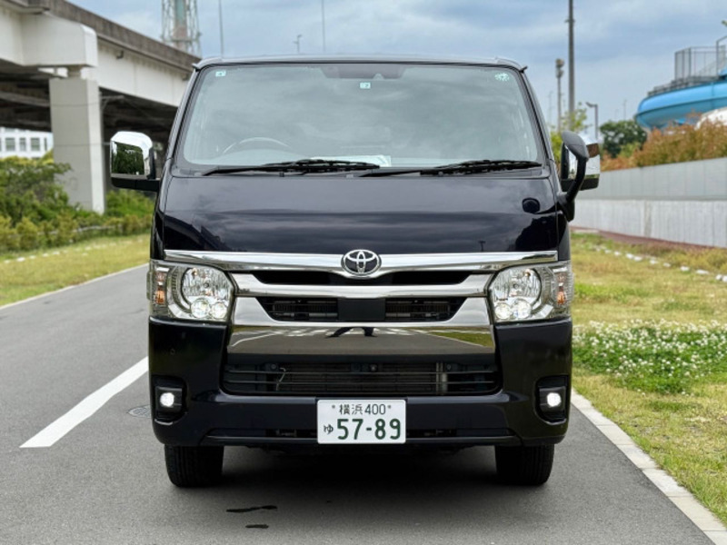 HIACE VAN
