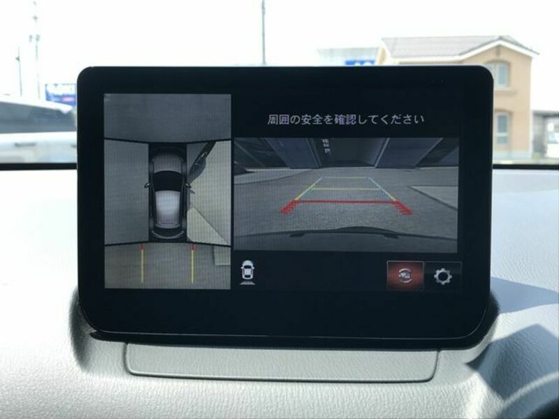 MAZDA2