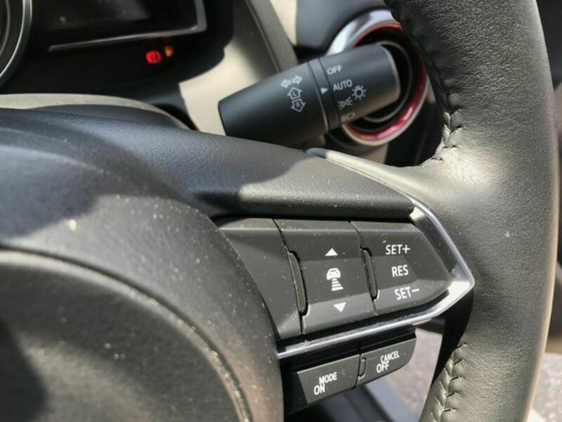 MAZDA2