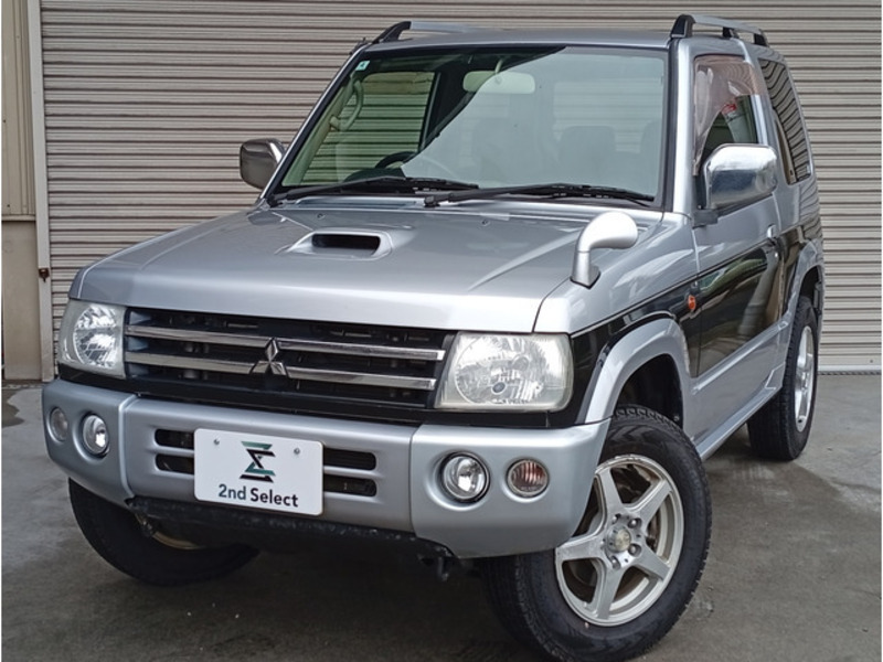 MITSUBISHI PAJERO MINI