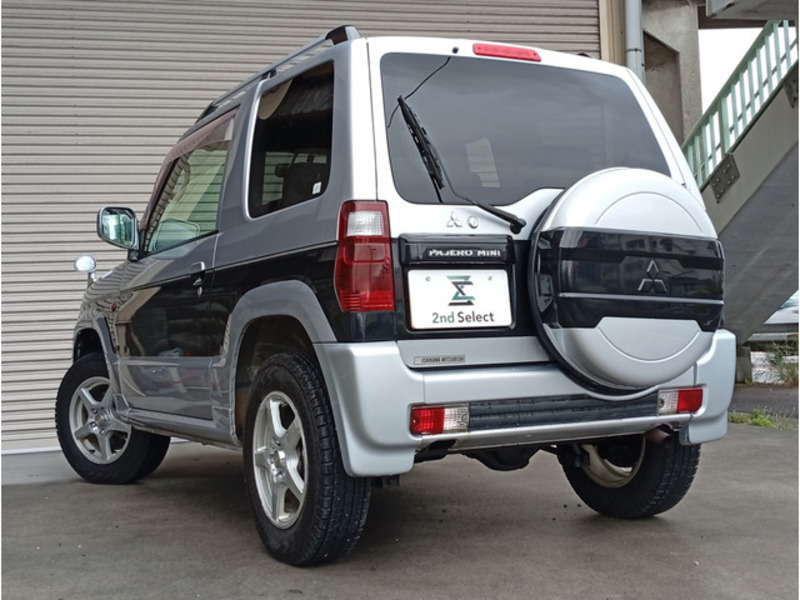 PAJERO MINI