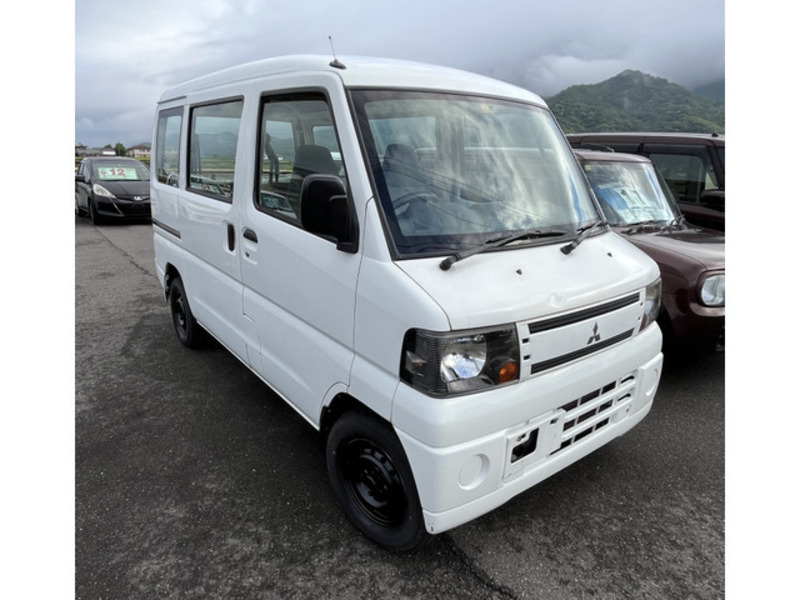 MITSUBISHI MINICAB VAN
