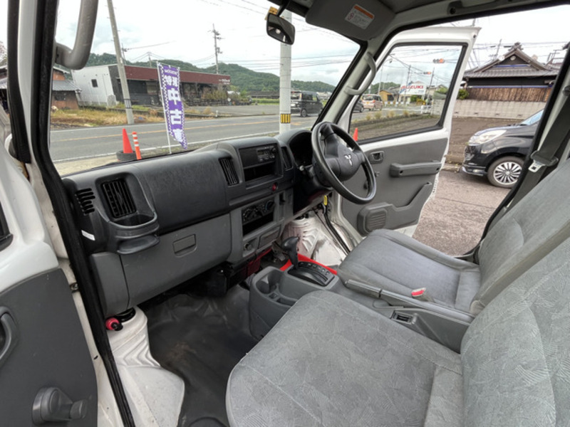MINICAB VAN