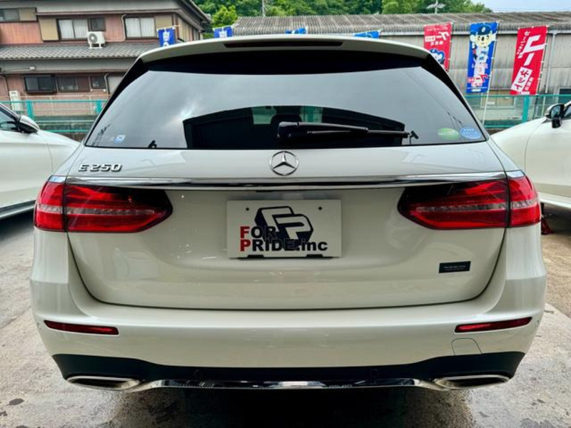 E-CLASS