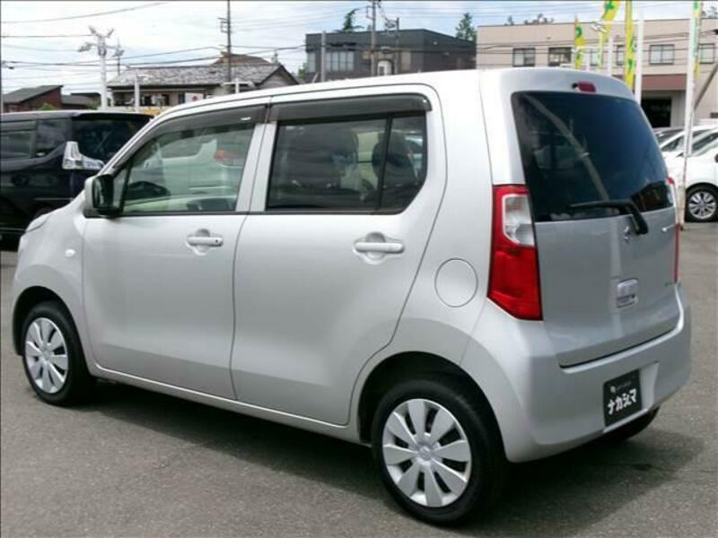 WAGON R