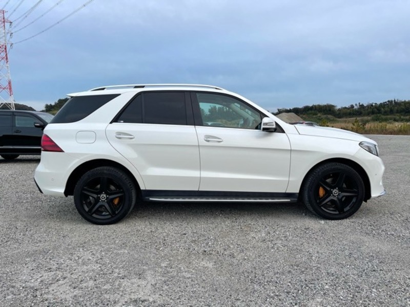GLE CLASS
