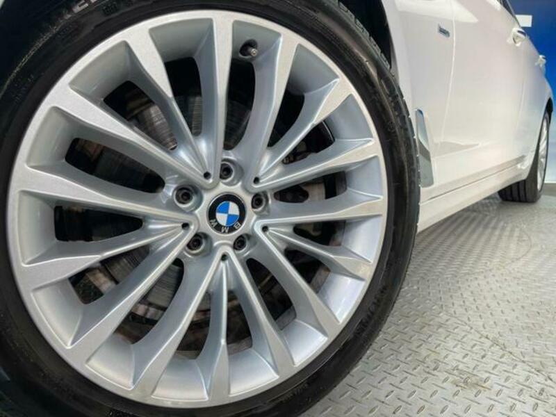 5 SERIES