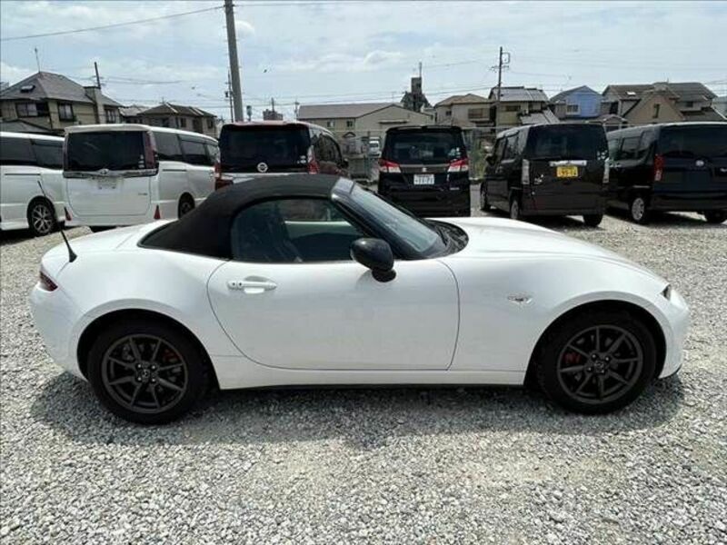 ROADSTER