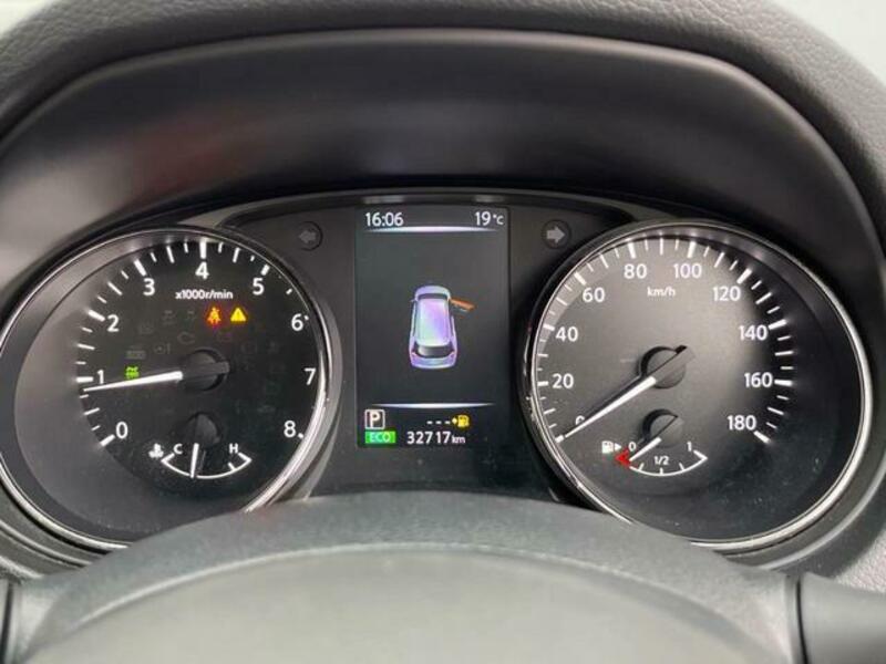 X-TRAIL-18
