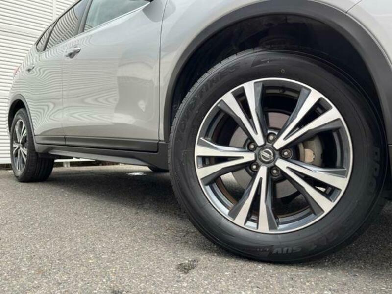X-TRAIL-12