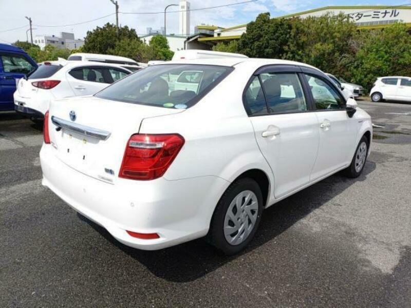 COROLLA AXIO
