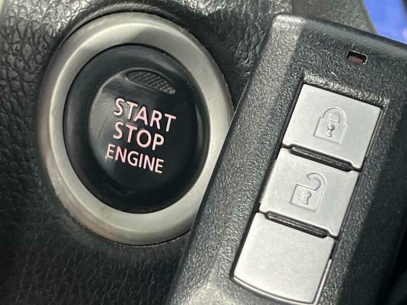 EK CUSTOM