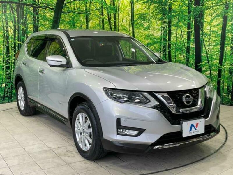 X-TRAIL