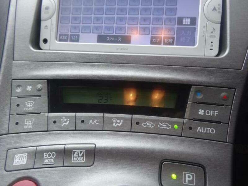 PRIUS-18