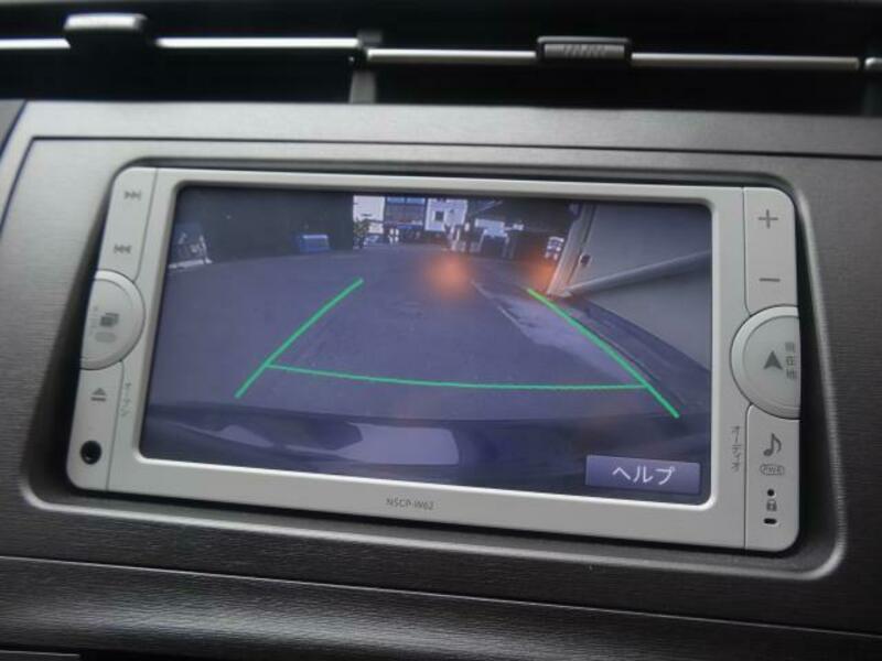 PRIUS-8