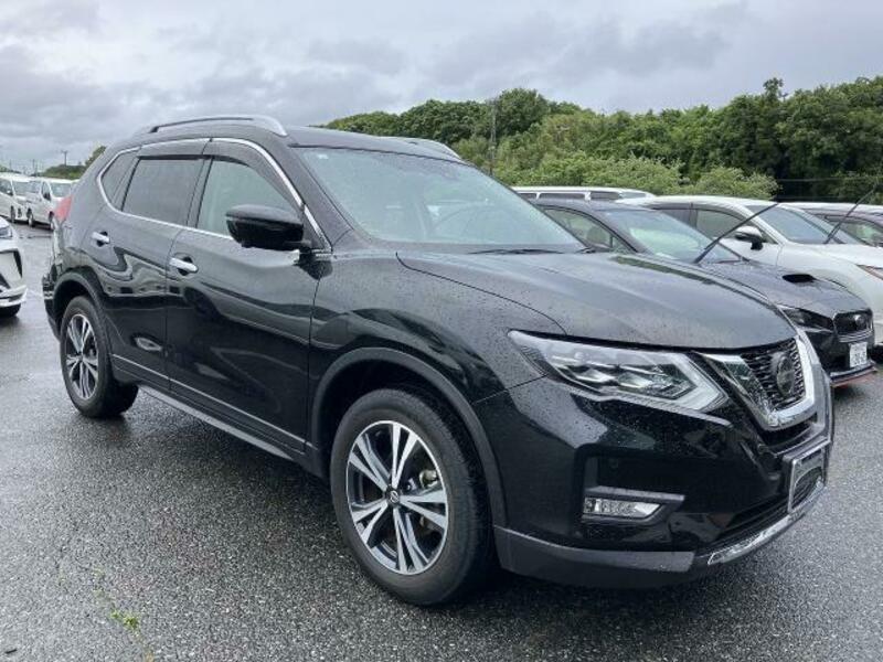 X-TRAIL