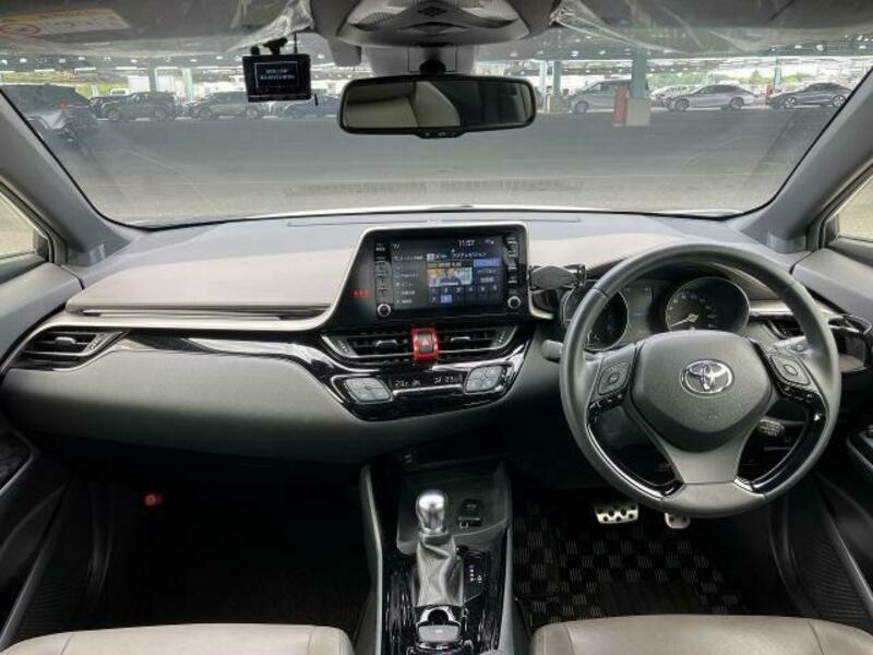 C-HR-2