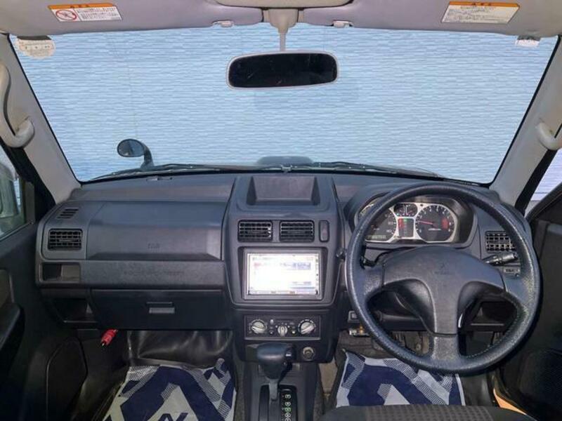 PAJERO MINI