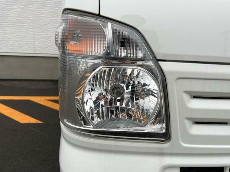 MINICAB TRUCK
