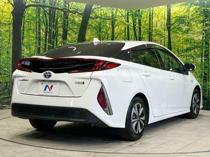 PRIUS PHV