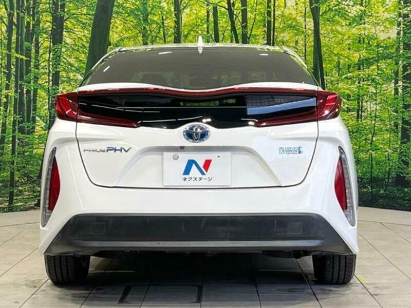 PRIUS PHV