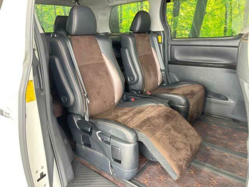 ALPHARD-8