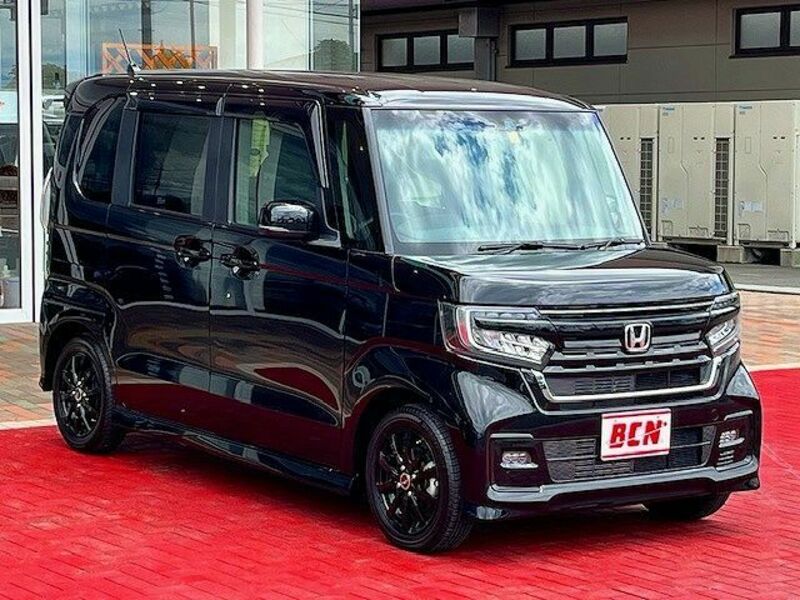 N BOX CUSTOM