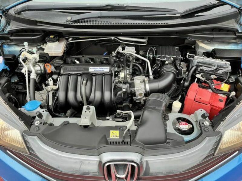 FIT HYBRID