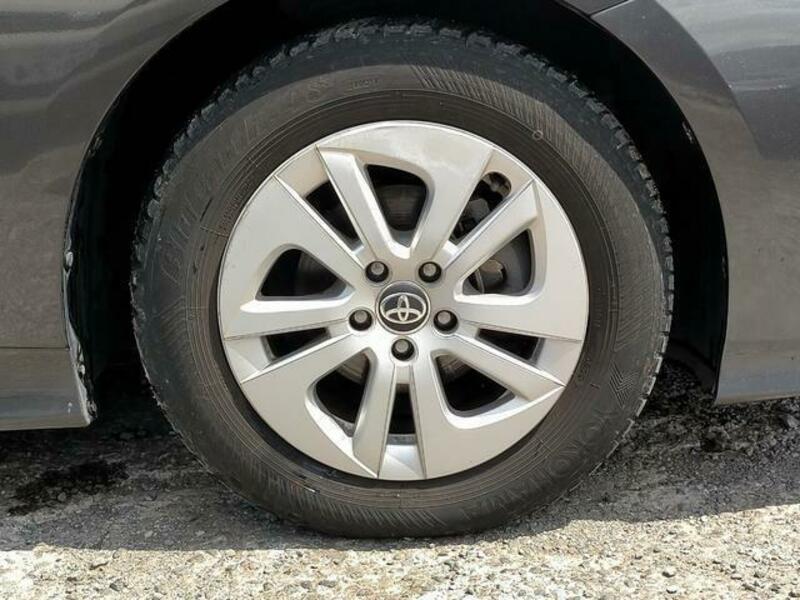 PRIUS-9